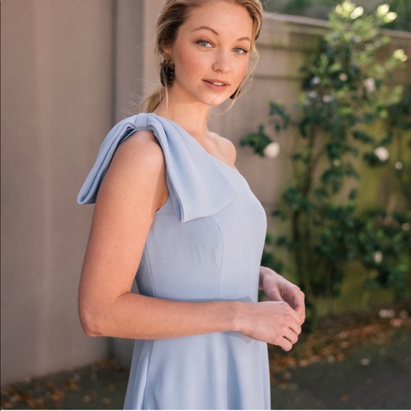 New Gal Meets Glam Yvonne One-Shoulder Mini Dress - Picture 4 of 9